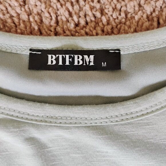 BTFBM Size Medium Light Green gathered Dress - Picture 2 of 11